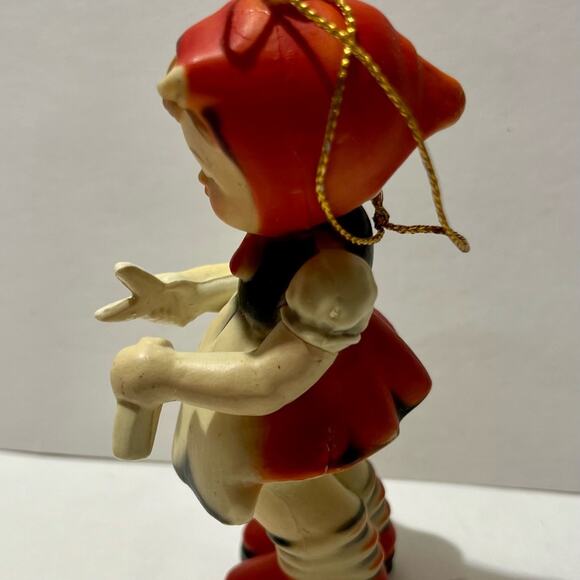 Vintage Hummel figurine girl with scissors - Picture 5 of 8